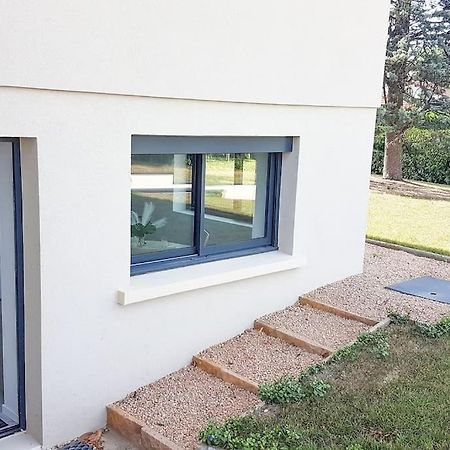 Le Petit Castel, Portes De Lyon Chazay-d'Azergues エクステリア 写真
